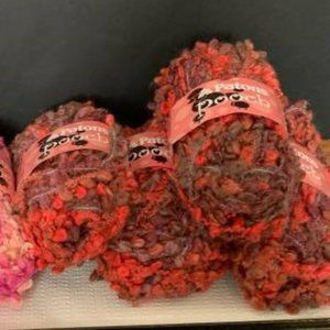 NEW! 4 Skeins Patons Pooch Yarn Bulky Acrylic Wool/Nylon Auburn #65530